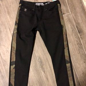 Levi’s Original Slim Fit Amazing Jeans!